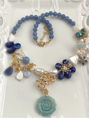 GP97-Handmade Lapis, Aventurine,Mother Of Pearl, Carved flower Pearl Necklace